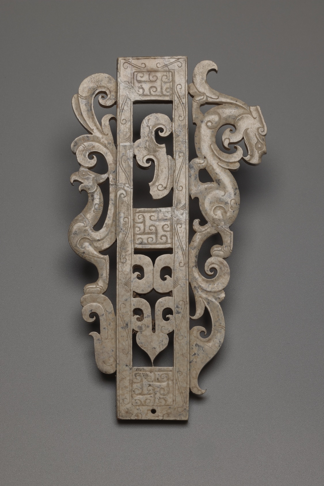 Sheath with Bird and Feline or Dragon, China